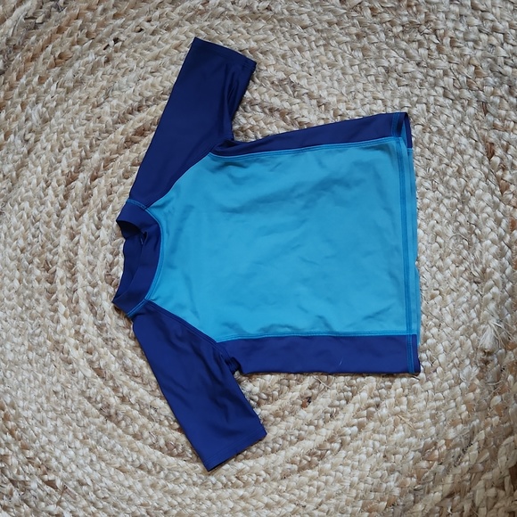 L.L. Bean Kids Size 4 50+UPF Rashguard - Picture 1 of 3